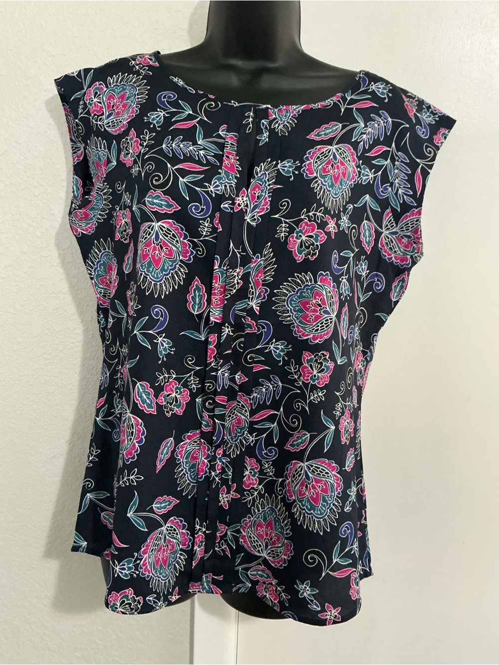 The Limited blouse size M